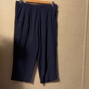 Navy Women's Capris